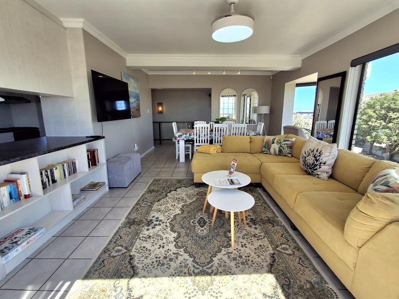 4 Bedroom Property for Sale in Britannia Bay Western Cape